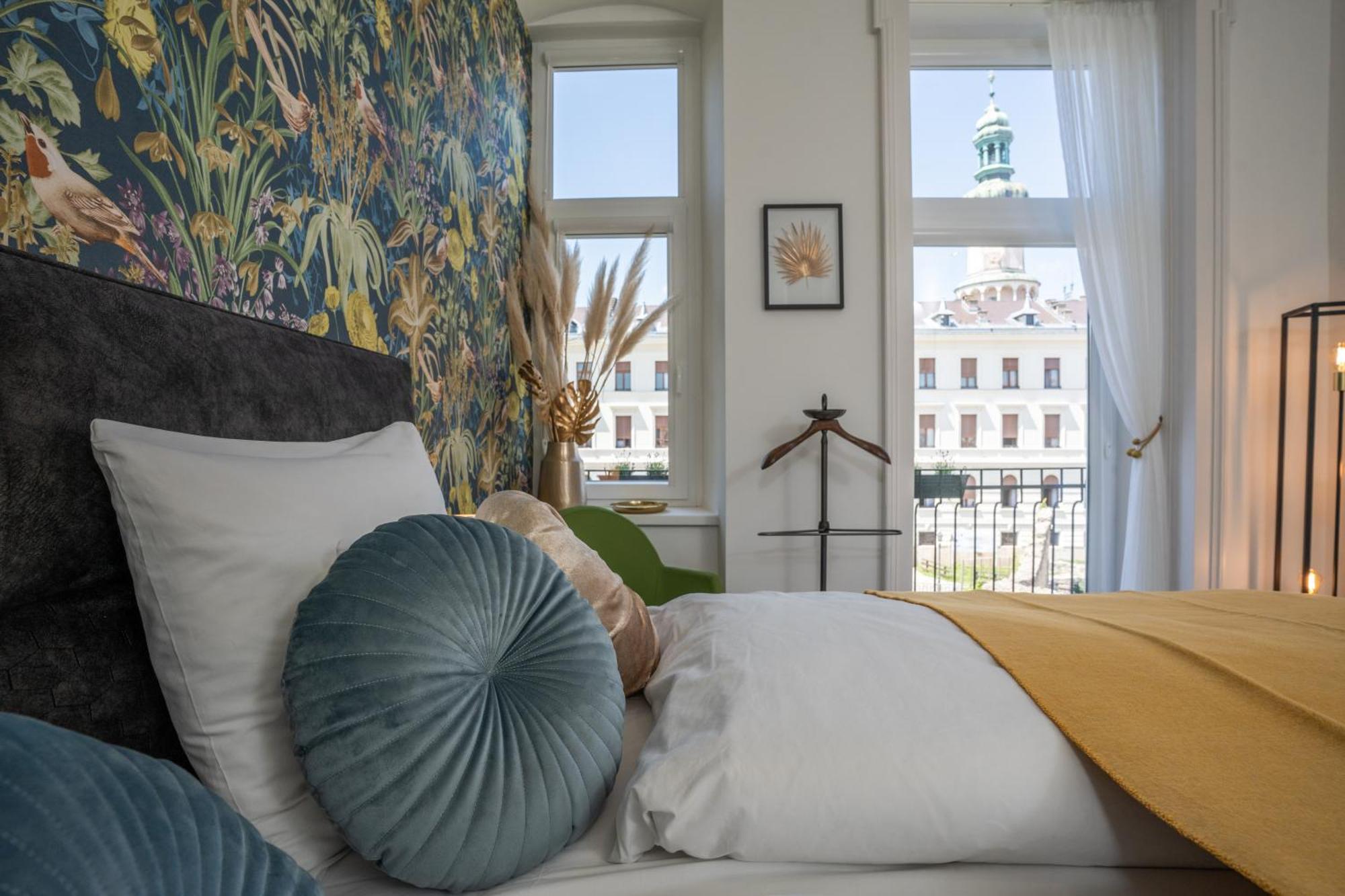 V62 Studio Apartments- Downtown Sopron Σόπρον Εξωτερικό φωτογραφία